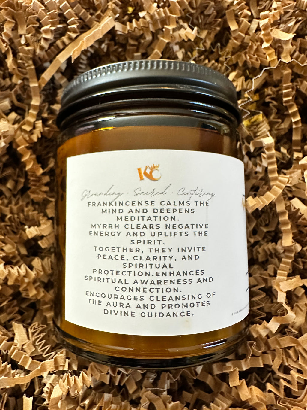 Frankincense + Myrrh Beeswax Candle with Wooden Wick – Spiritual Protection & Meditation